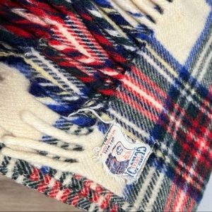 Curvon Royal Crown No 1 Wool Blanket